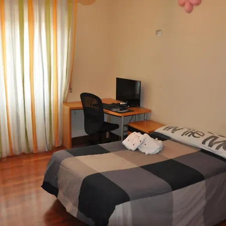 Modern Jacuzzi Apartman
